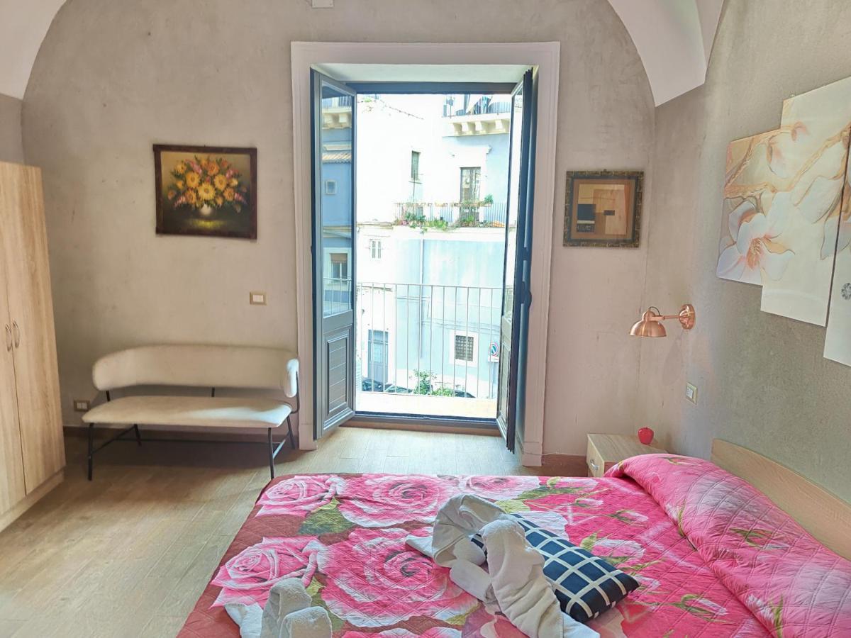 Pantaleone Holiday House Apartment Catania Exterior photo