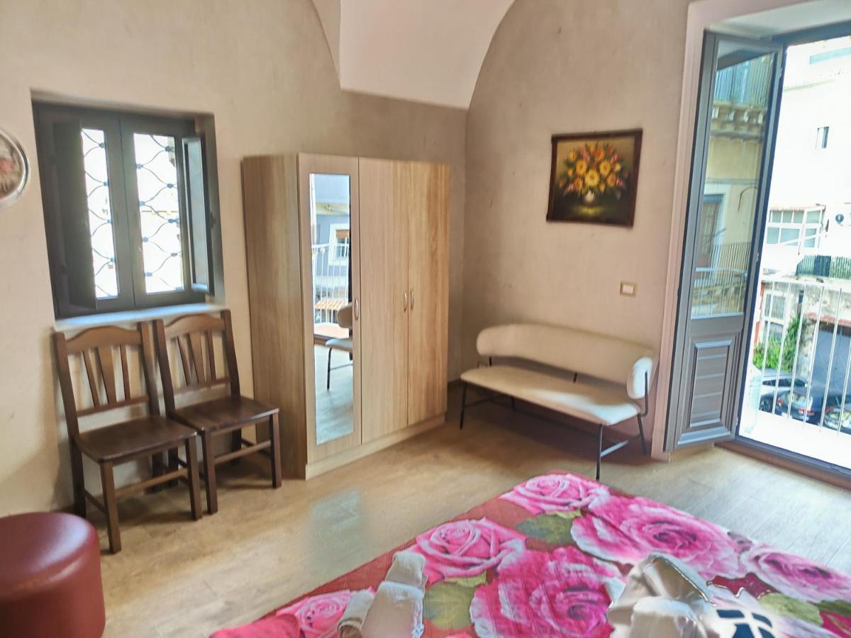 Pantaleone Holiday House Apartment Catania Exterior photo